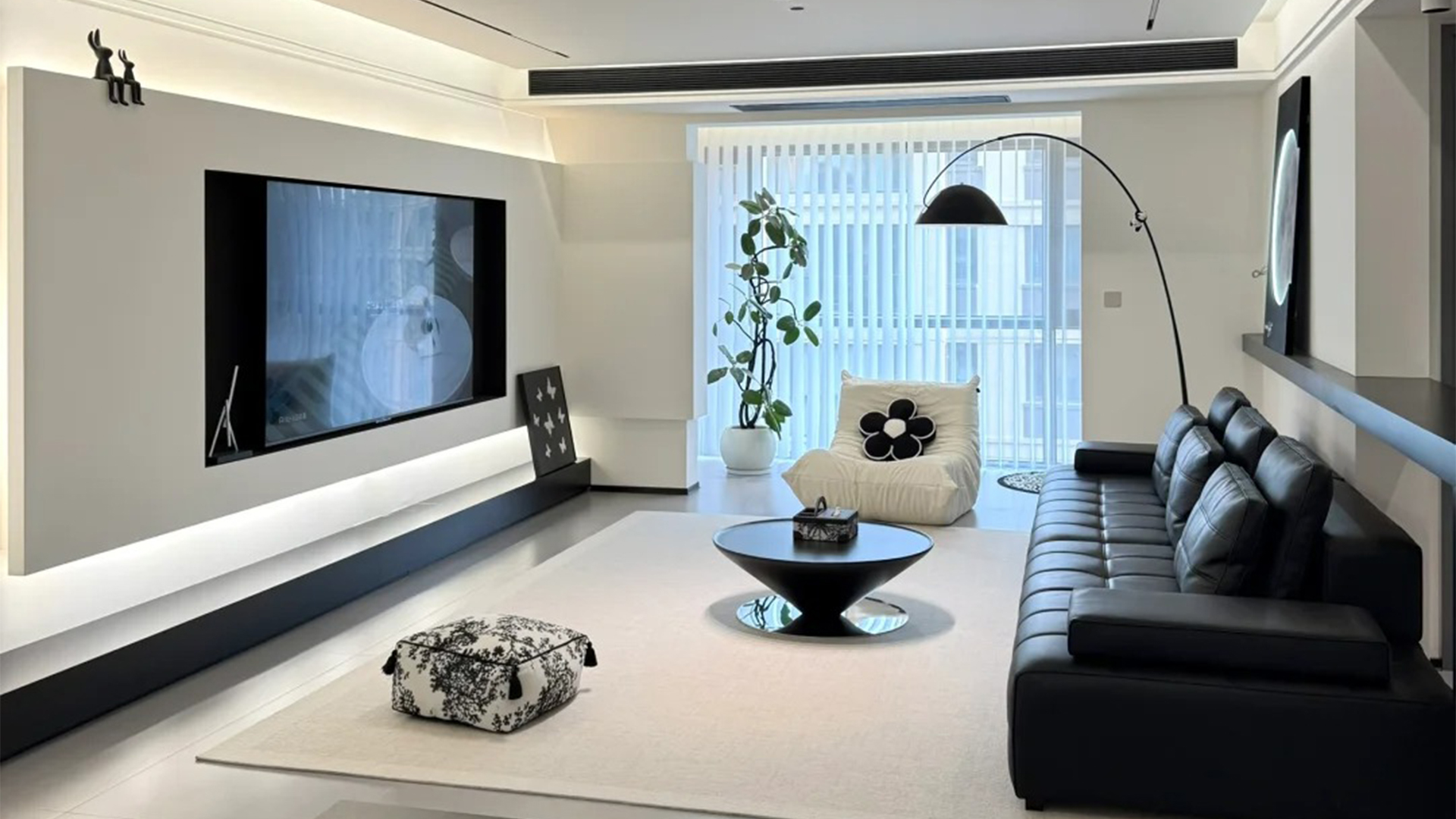 140㎡現(xiàn)代簡約風裝修，盡顯清新管家美學